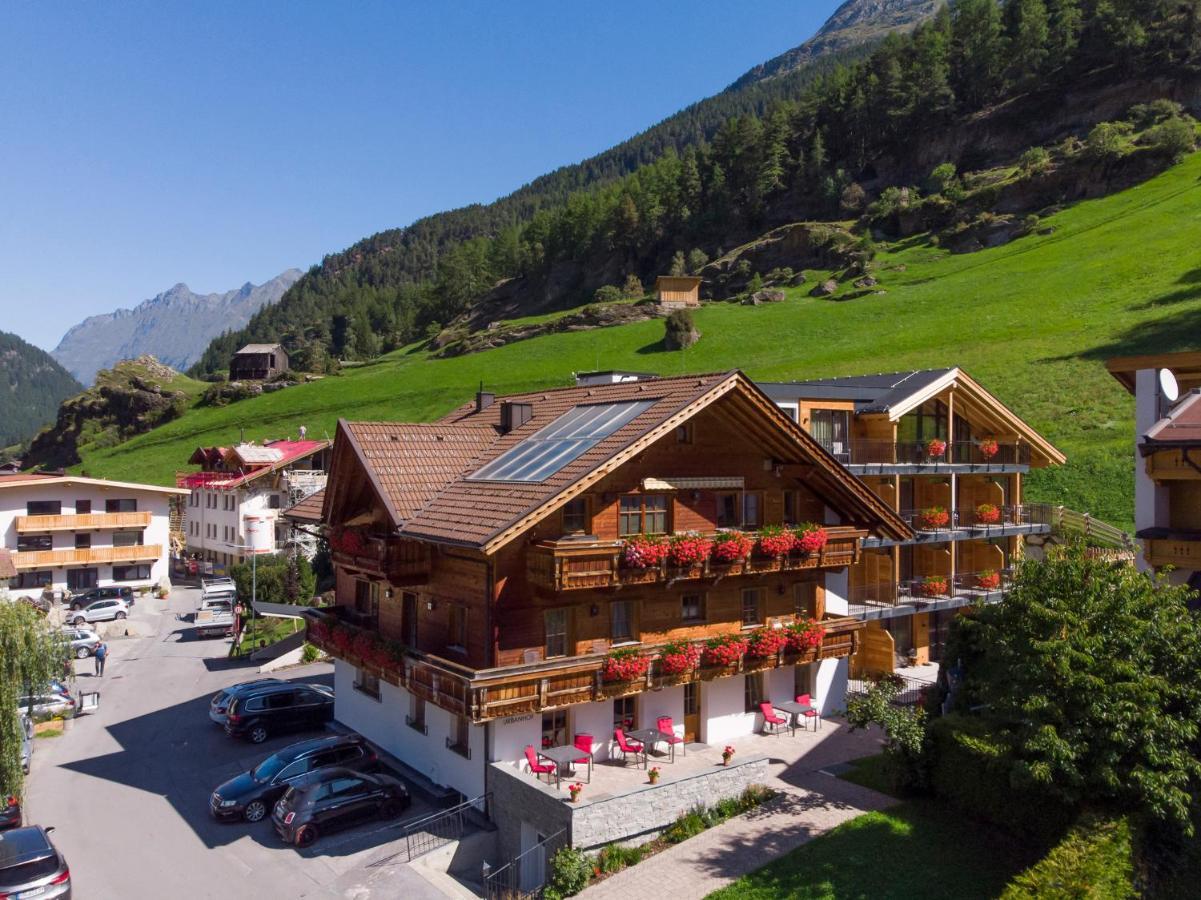 Hotel Urbanhof 3*